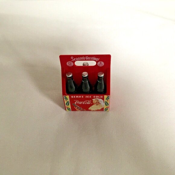 Coca Cola Bottles & Crate Christmas Ornament Santa St Nicolas Miniature 2011 - Picture 2 of 4